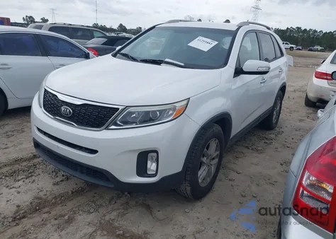 2015 Kia Sorento Lx from USA, damaged, VIN 5XYKT4A64FG650883